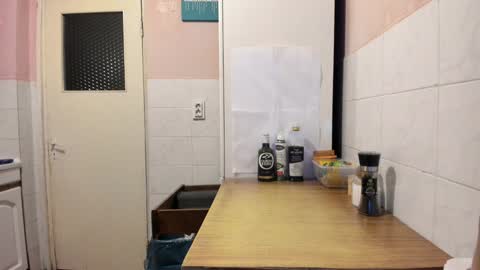 Snapshot of doriancretu95 chatting on December 1, 2024, 8:53 pm menu below online show from December 1, 2024, 8:53 pm