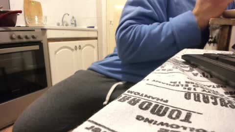 Snapshot of doriancretu95 chatting on December 26, 2024, 3:20 pm menu below online show from December 26, 2024, 3:20 pm