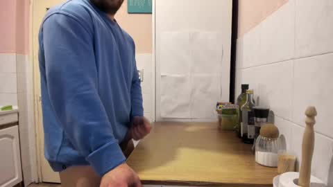 Snapshot of doriancretu95 chatting on March 4, 2025, 8:16 pm menu below online show from March 4, 2025, 8:16 pm