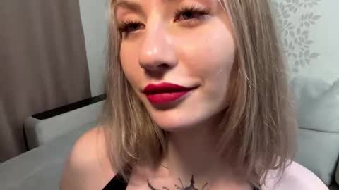 Dori online show from December 13, 2025, 7:53 pm