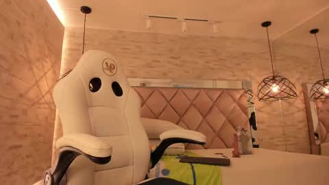 Snapshot of dorothy_vegga chatting on February 22, 2025, 6:06 am DOROTHY online show from February 22, 2025, 6:06 am