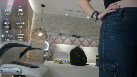 Snapshot of dorothy_vegga chatting on October 6, 2025, 3:26 am DOROTHY online show from October 6, 2025, 3:26 am