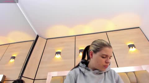 Snapshot of dorothy_vegga chatting on January 6, 2026, 3:21 am DOROTHY online show from January 6, 2026, 3:21 am