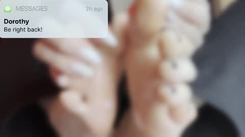 Snapshot of dorothygilbert chatting on February 22, 2025, 5:24 pm Next stream November 24 online show from February 22, 2025, 5:24 pm