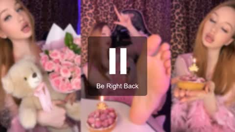 Snapshot of dorothygilbert chatting on March 10, 2025, 1:10 pm Next stream November 24 online show from March 10, 2025, 1:10 pm