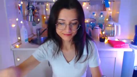 Your Dorotty online show from November 3, 2025, 11:48 pm