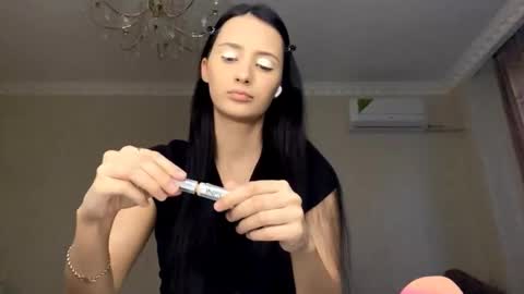 dorthygordy online show from March 7, 2026, 3:31 pm