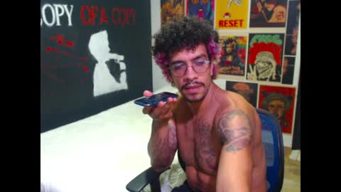 Snapshot of dostoyrodia_34 chatting on May 21, 2026, 2:51 am will online show from May 21, 2026, 2:51 am