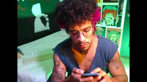 Snapshot of dostoyrodia_34 chatting on June 13, 2026, 1:03 am will online show from June 13, 2026, 1:03 am