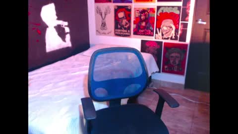 Snapshot of dostoyrodia_34 chatting on June 24, 2026, 12:09 am will online show from June 24, 2026, 12:09 am
