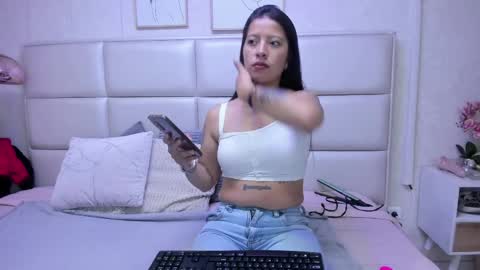 Vall  Lufan  online show from April 1, 2026, 12:39 pm