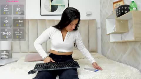 Vall  Lufan  online show from July 8, 2026, 7:29 pm