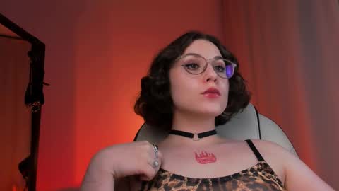 Snapshot of doublee_trouble chatting on February 28, 2025, 3:48 am Eva ana Liza online show from February 28, 2025, 3:48 am