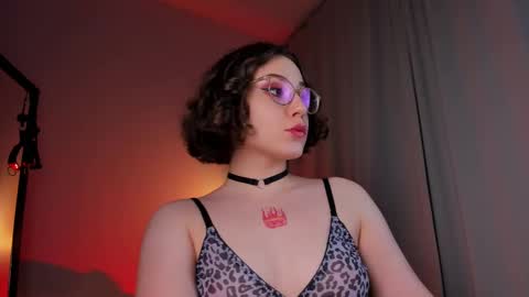 Snapshot of doublee_trouble chatting on March 1, 2025, 3:21 am Eva ana Liza online show from March 1, 2025, 3:21 am