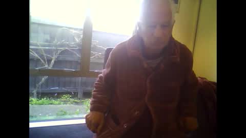 dougbean online show from May 5, 2026, 9:45 pm