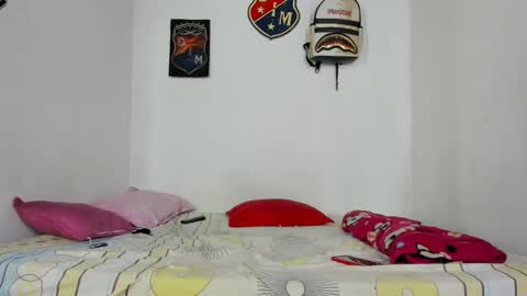 Snapshot of douglas_gallegos chatting on December 11, 2024, 7:03 pm douglas_gallegos online show from December 11, 2024, 7:03 pm