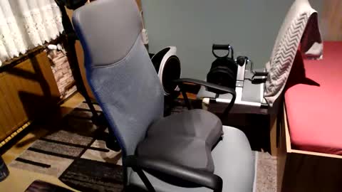 Snapshot of dovahkaat chatting on January 16, 2026, 11:09 pm dovahkaat online show from January 16, 2026, 11:09 pm