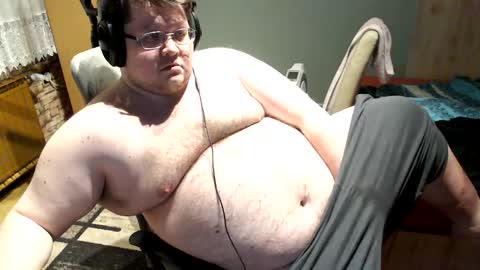 Snapshot of dovahkaat chatting on April 4, 2026, 10:51 pm dovahkaat online show from April 4, 2026, 10:51 pm