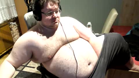 Snapshot of dovahkaat chatting on April 7, 2026, 9:15 pm dovahkaat online show from April 7, 2026, 9:15 pm