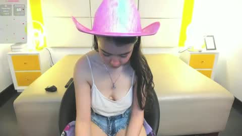 Snapshot of dovemullerr2 chatting on July 2, 2026, 7:31 pm dovemullerr2 online show from July 2, 2026, 7:31 pm