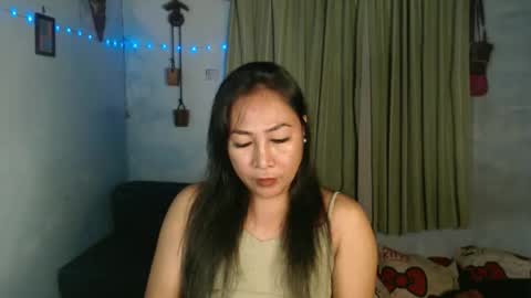 Snapshot of doyouwantme143 chatting on October 8, 2025, 1:42 pm doyouwantme143 online show from October 8, 2025, 1:42 pm