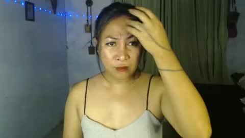 Snapshot of doyouwantme143 chatting on October 14, 2025, 11:00 am doyouwantme143 online show from October 14, 2025, 11:00 am