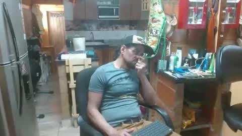 Snapshot of dr_simon84 chatting on January 13, 2025, 6:05 pm Dr Simon online show from January 13, 2025, 6:05 pm