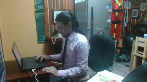 Snapshot of dr_simon84 chatting on January 14, 2025, 8:37 pm Dr Simon online show from January 14, 2025, 8:37 pm