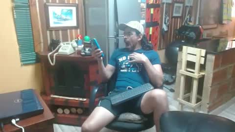 Snapshot of dr_simon84 chatting on January 16, 2025, 6:48 pm Dr Simon online show from January 16, 2025, 6:48 pm