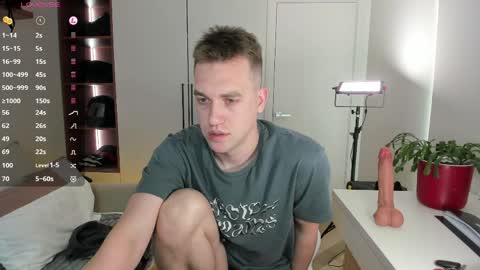 Snapshot of dr_your_dream chatting on June 7, 2026, 6:11 pm Mervin online show from June 7, 2026, 6:11 pm
