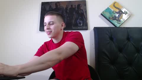 Snapshot of draco_boy2000 chatting on January 31, 2025, 12:17 am draco_boy2000 online show from January 31, 2025, 12:17 am