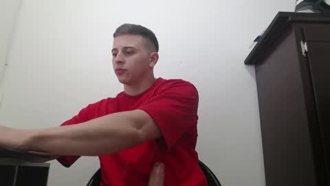 Snapshot of draco_boy2000 chatting on September 28, 2025, 9:09 pm draco_boy2000 online show from September 28, 2025, 9:09 pm