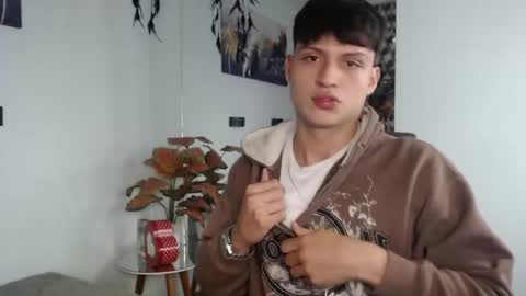 Snapshot of drago_ivan chatting on May 17, 2026, 12:12 pm IVAN online show from May 17, 2026, 12:12 pm