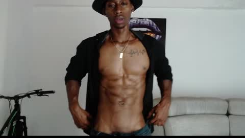 Snapshot of drake_brown_23 chatting on June 6, 2026, 6:29 am Drake 23 online show from June 6, 2026, 6:29 am