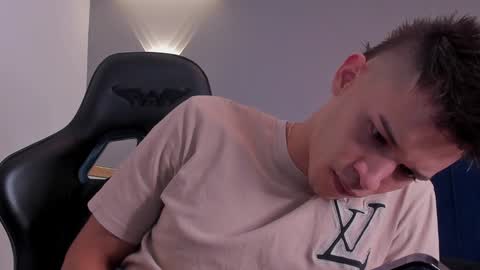 drake_carter1 online show from December 23, 2024, 1:08 am