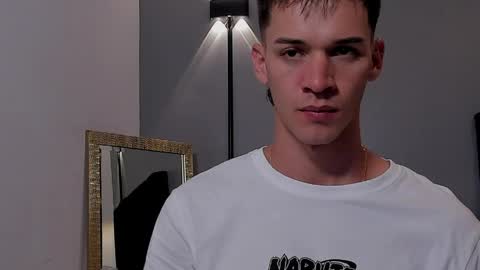 Snapshot of drake_carter1 chatting on April 7, 2026, 2:23 am drake_carter1 online show from April 7, 2026, 2:23 am