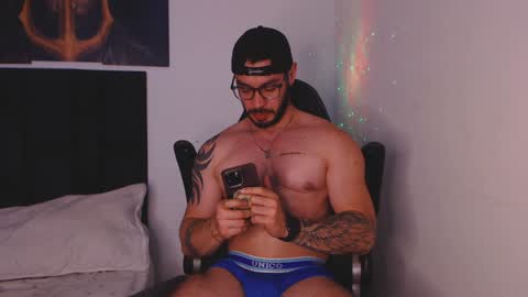 Snapshot of drake_cole11 chatting on December 6, 2024, 12:02 am drake_cole11 online show from December 6, 2024, 12:02 am