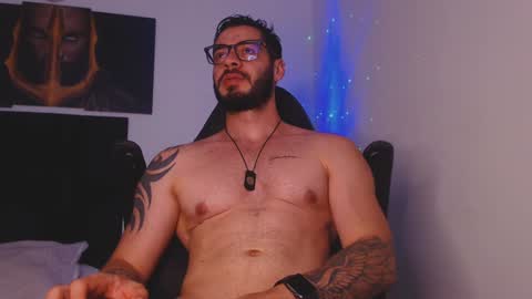 Snapshot of drake_cole11 chatting on December 8, 2024, 5:44 pm drake_cole11 online show from December 8, 2024, 5:44 pm