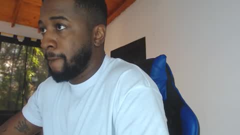 ---Drake--- online show from February 17, 2026, 4:02 pm