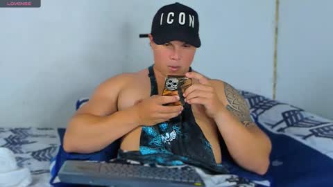 Snapshot of drake_xion1 chatting on February 18, 2025, 10:36 pm drake_xion1 online show from February 18, 2025, 10:36 pm