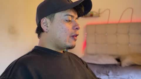 Snapshot of drakenn_ chatting on April 2, 2026, 2:58 pm drakeeee online show from April 2, 2026, 2:58 pm