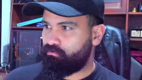 Snapshot of drako_argenti_ chatting on January 28, 2025, 3:15 am Drako online show from January 28, 2025, 3:15 am