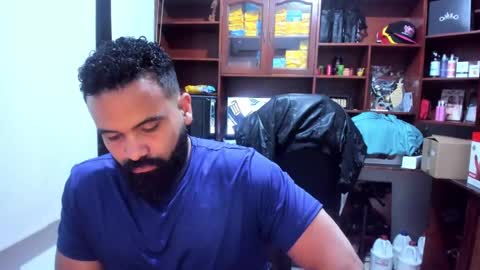 Snapshot of drako_argenti_ chatting on March 5, 2025, 5:07 am Drako online show from March 5, 2025, 5:07 am