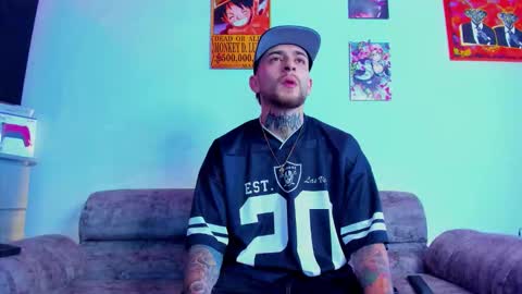 Drako online show from December 1, 2025, 1:27 pm