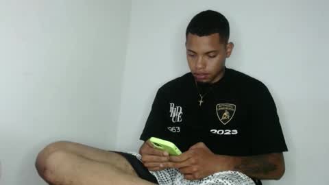 Snapshot of drako_monstercock chatting on February 22, 2025, 5:55 am drako_monstercock online show from February 22, 2025, 5:55 am