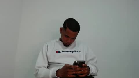 Snapshot of drako_monstercock chatting on September 22, 2025, 4:03 am drako_monstercock online show from September 22, 2025, 4:03 am