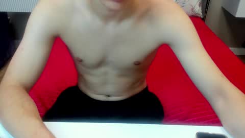 Snapshot of dramadaddy chatting on June 2, 2026, 6:04 am dramadaddy online show from June 2, 2026, 6:04 am
