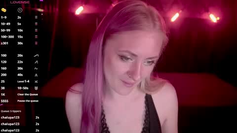 Lina online show from June 6, 2026, 5:45 am