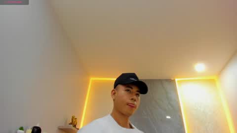 Snapshot of draven_marceaux chatting on May 30, 2026, 11:29 am Draven online show from May 30, 2026, 11:29 am