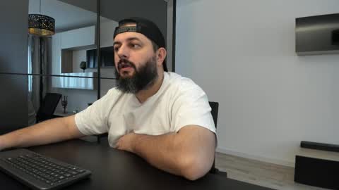 Snapshot of dravenpeak chatting on October 13, 2025, 1:11 pm DravenPeak online show from October 13, 2025, 1:11 pm